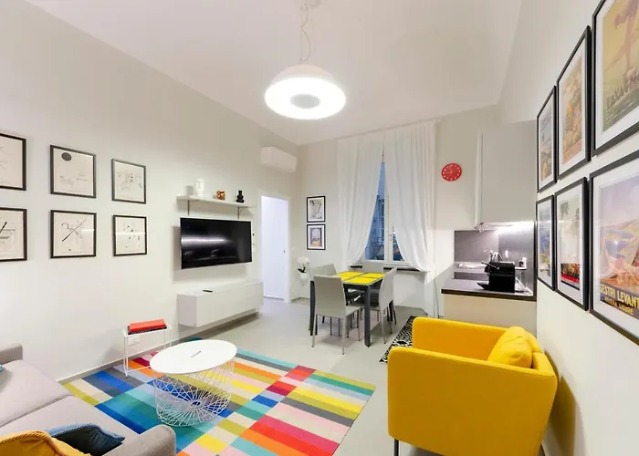 Joivy Bright Flat In The Perfect Centre Of Genoa